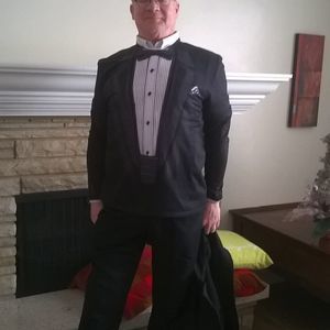 Meet your Posher, Carl